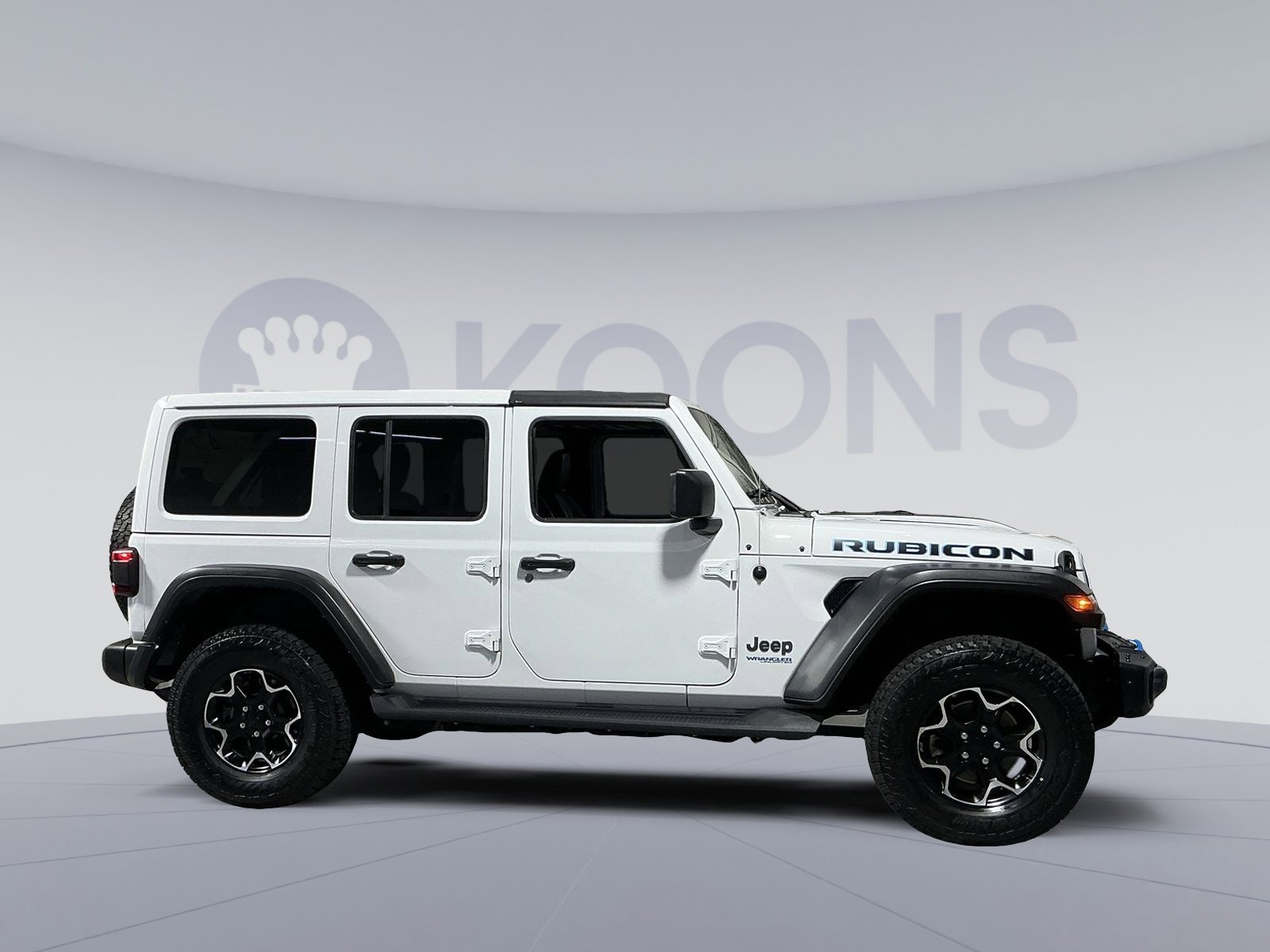 Used 2021 Jeep Wrangler Unlimited Rubicon 4xe w/ Steel Bumper Group image 17