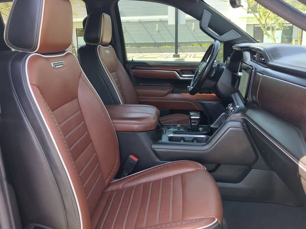 Used 2023 GMC Sierra 1500 Denali Ultimate AWD/4WD image 31