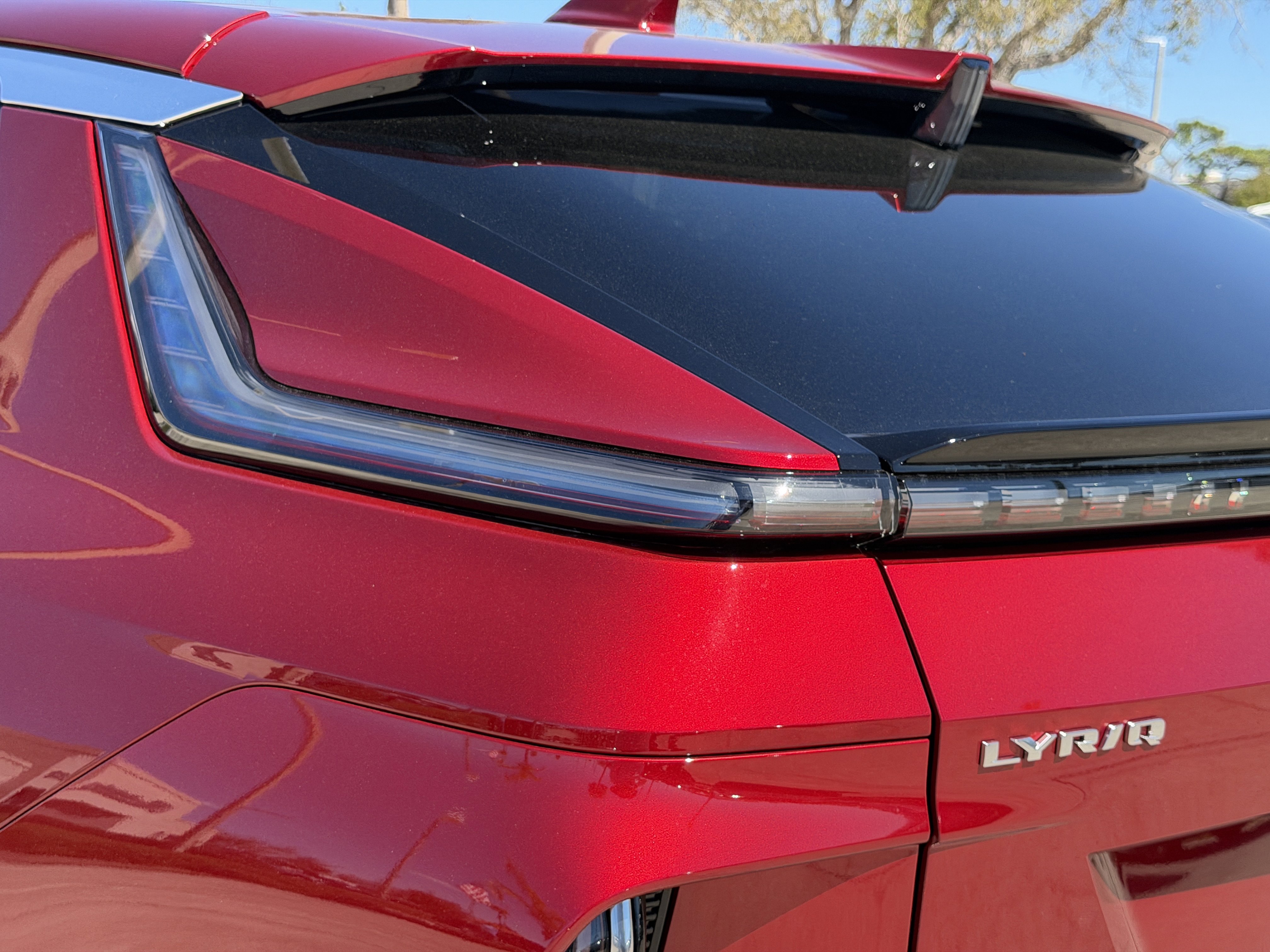 New 2026 Cadillac Lyriq Luxury image 9