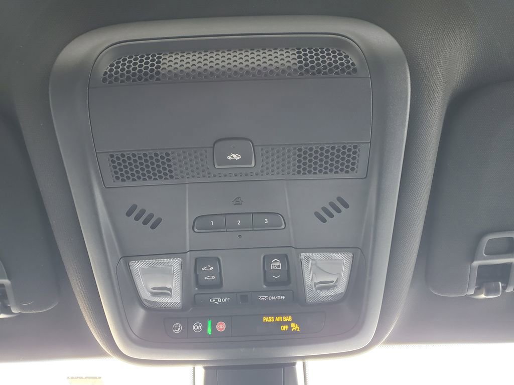 Used 2023 Cadillac XT6 Premium Luxury image 39