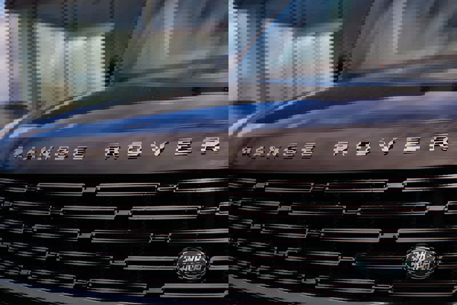 New 2026 Land Rover Range Rover SE image 11