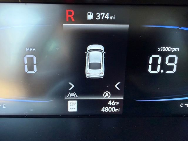 Certified 2025 Hyundai Elantra SE image 11