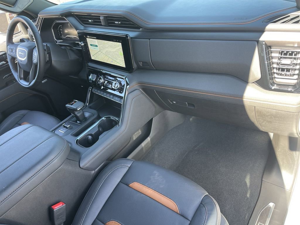 Used 2025 GMC Sierra 1500 AT4 w/ AT4 Premium Package image 29