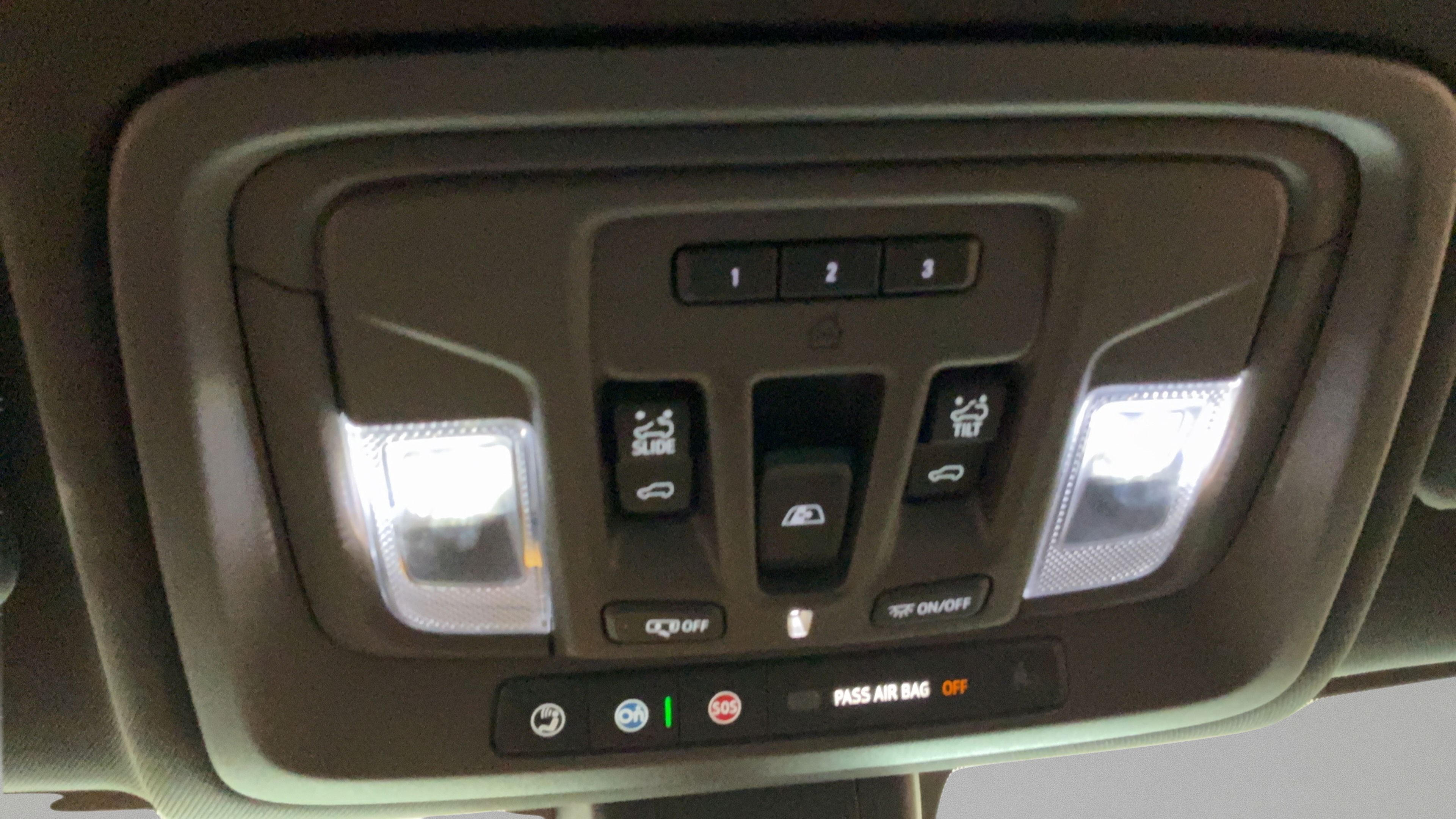 Used 2021 GMC Sierra 1500 SLT w/ SLT Convenience Package AWD/4WD image 22