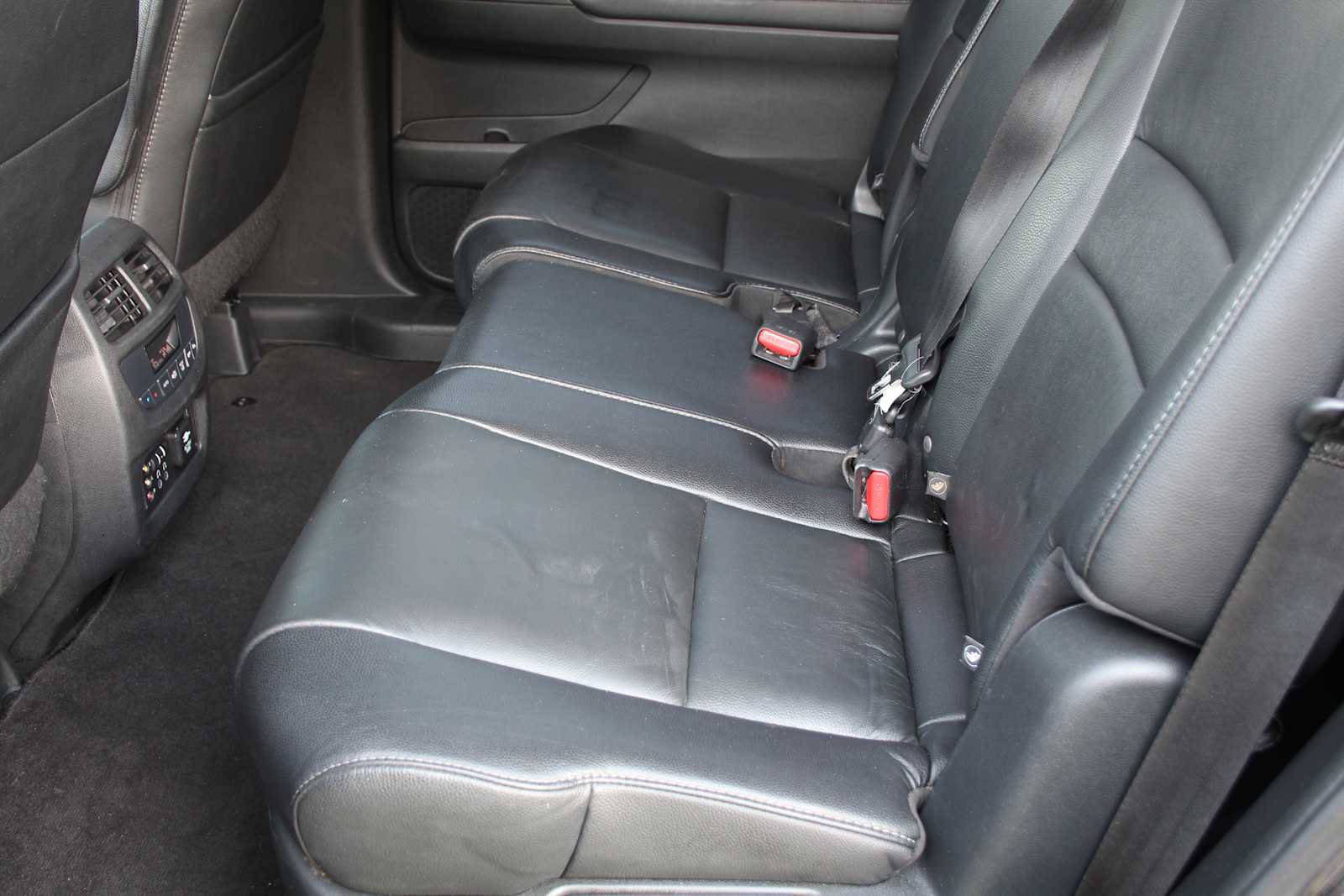 Used 2017 Honda Pilot Touring image 24