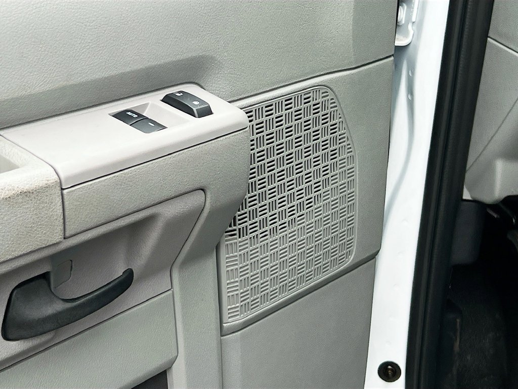 New 2025 Ford E-350 and Econoline 350 Super Duty w/ Interior Upgrade Package RWD image 12