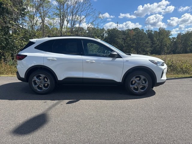 New 2026 Ford Escape ST-Line image 3