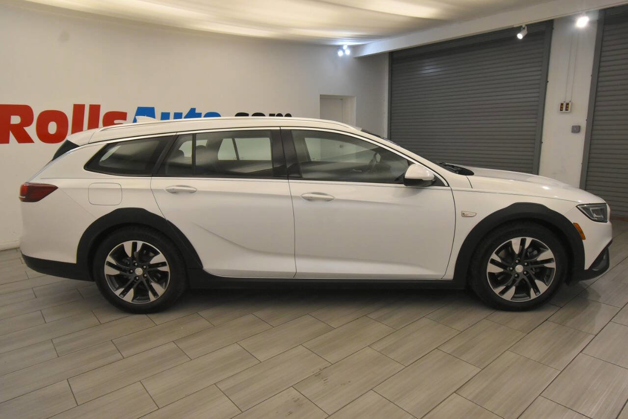 Used 2018 Buick Regal Essence w/ Driver Confidence Package #1 AWD/4WD image 6