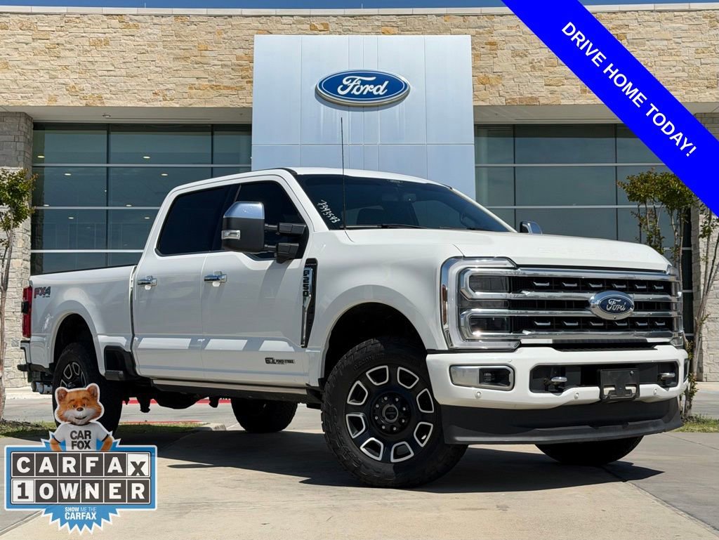 Used 2024 Ford F250 Platinum image 1