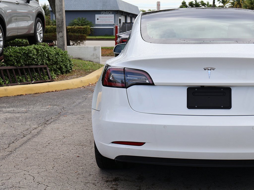 Used 2019 Tesla Model 3 Long Range image 16