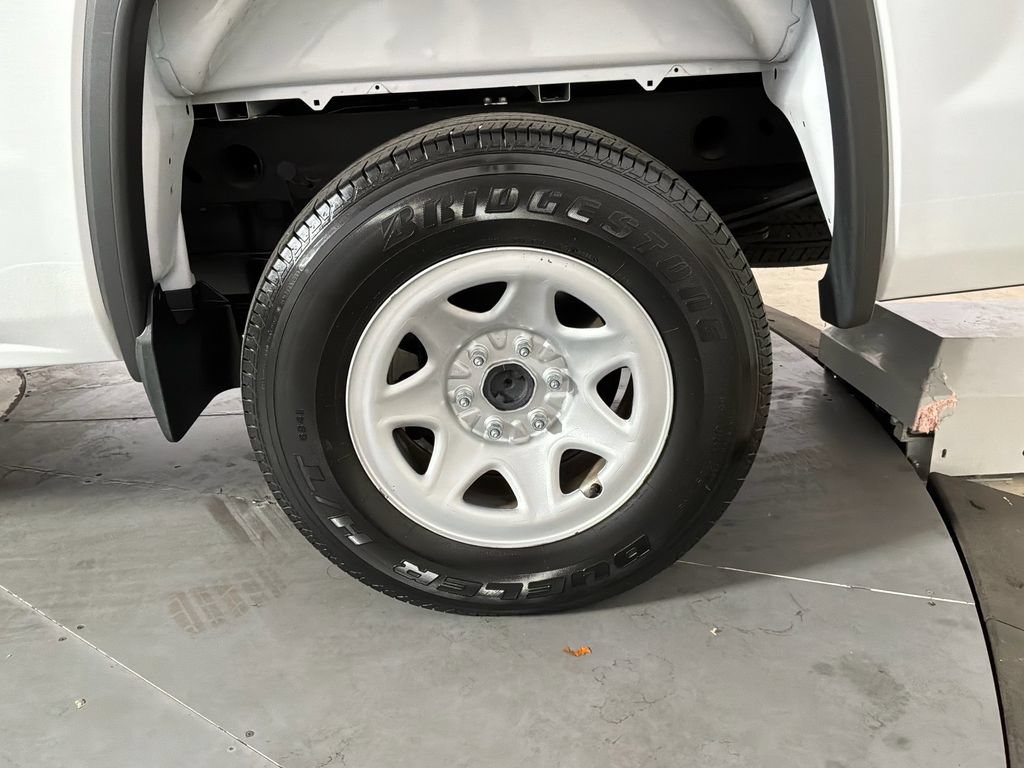 Used 2016 GMC Sierra 1500 2WD Regular Cab image 10
