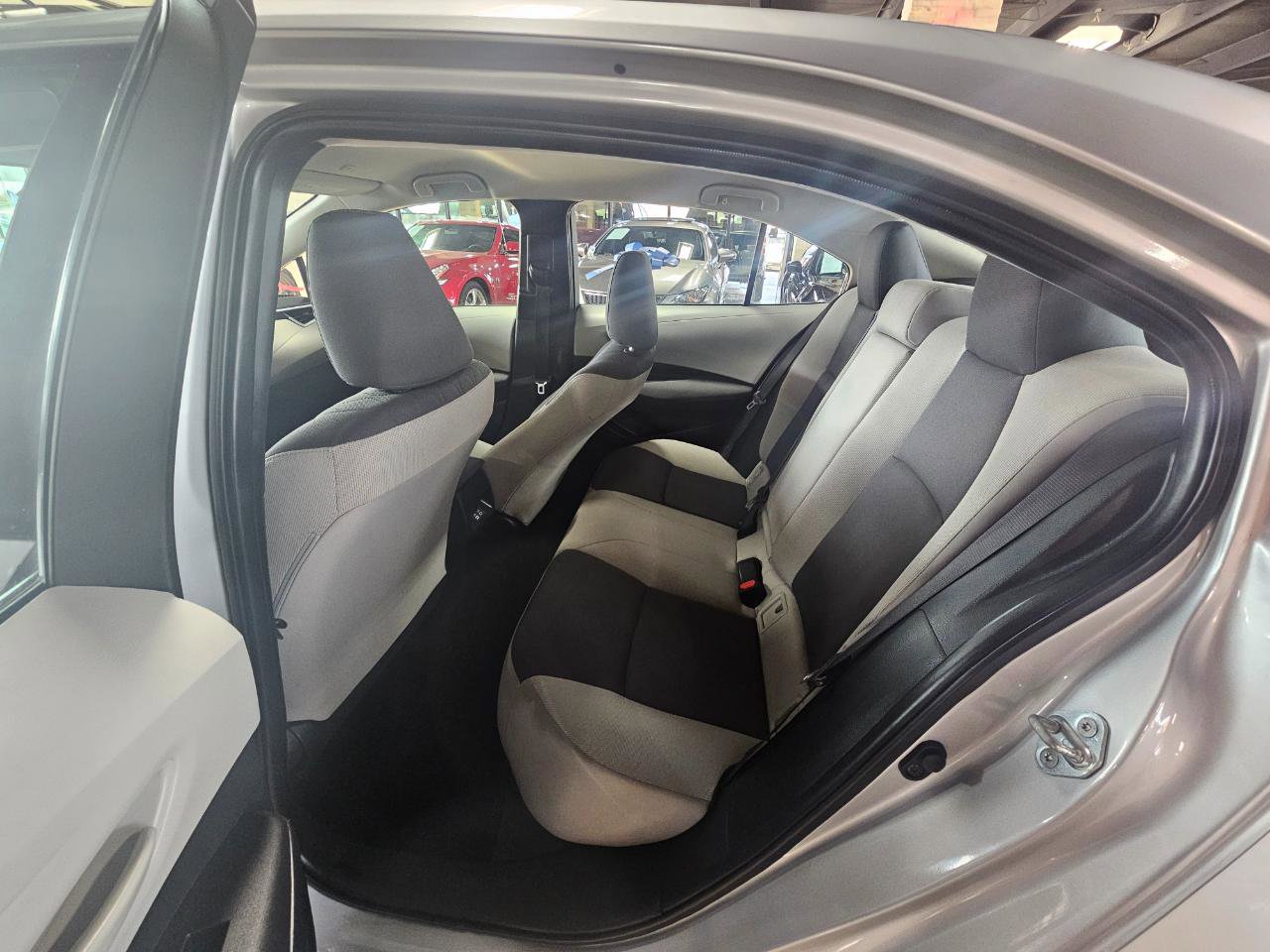 Used 2023 Toyota Corolla LE image 19