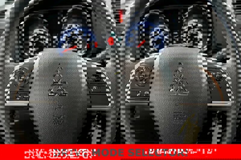 New 2024 Mitsubishi Outlander Sport ES image 17