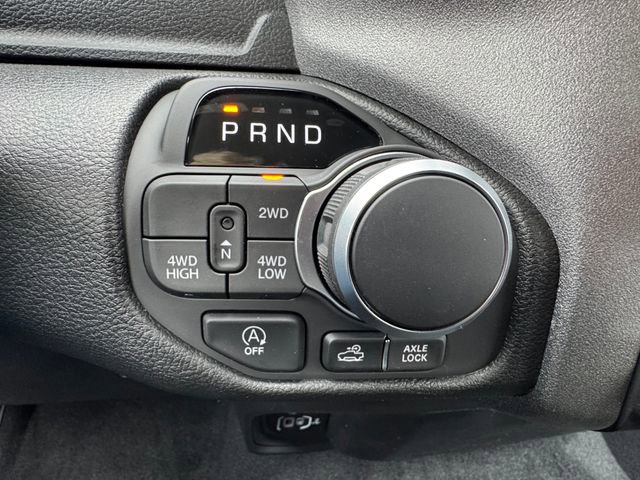 New 2026 RAM 1500 Classic Warlock AWD/4WD image 32