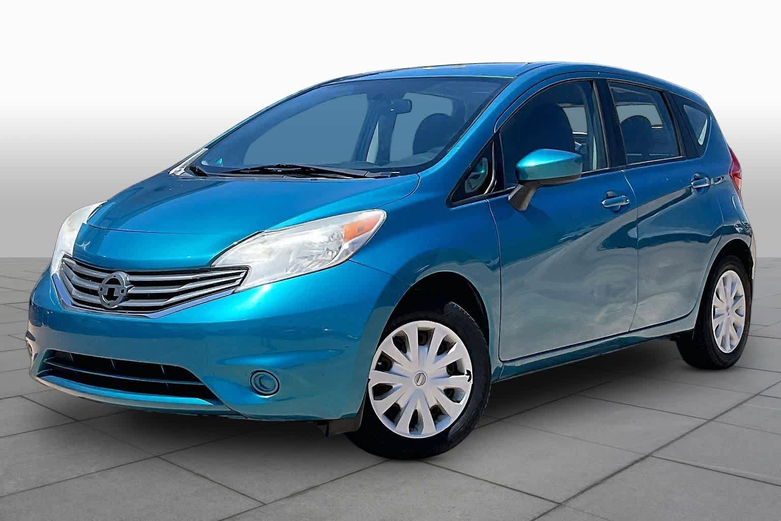 Used 2015 Nissan Versa Note SV FWD image 2