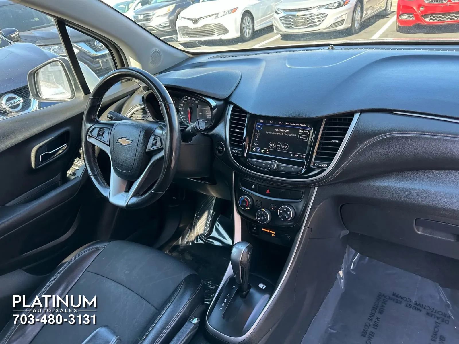 Used 2019 Chevrolet Trax LT w/ LT Convenience Package image 12