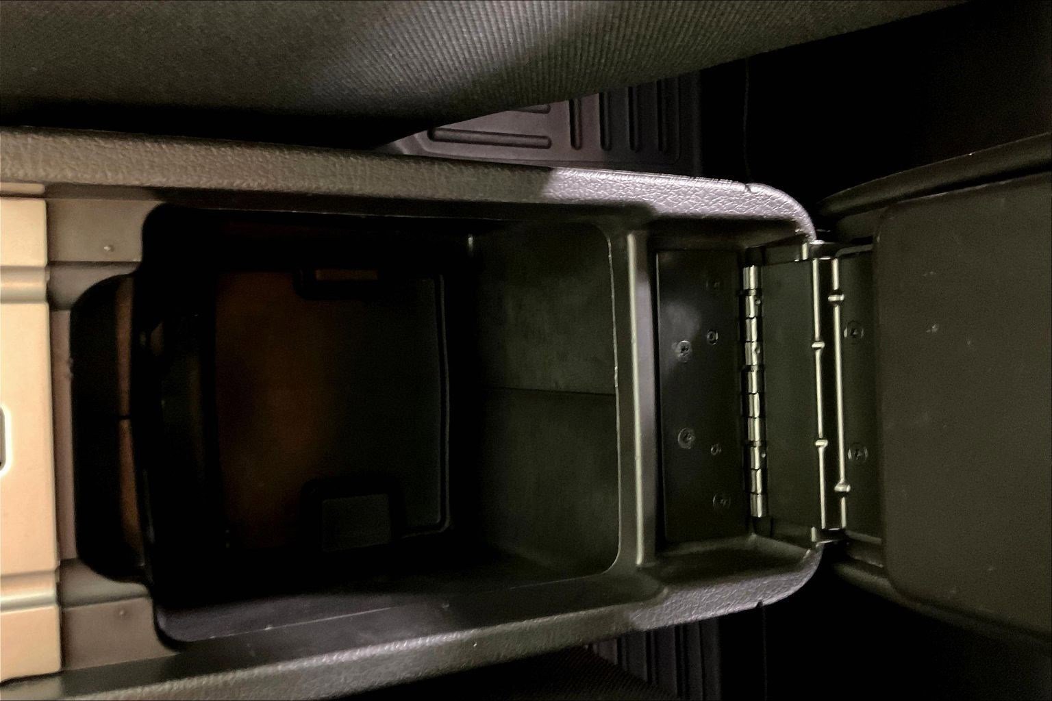 Used 2011 Ford Fusion SE w/ 202A Rapid Spec Order Code image 15