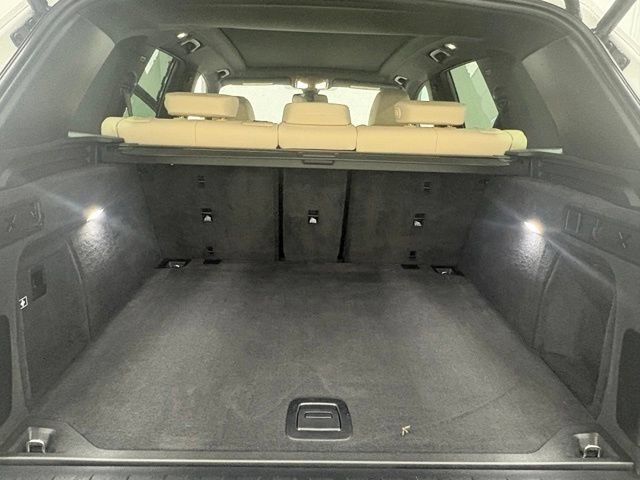 Used 2022 BMW X5 xDrive40i w/ Premium Package AWD/4WD image 10