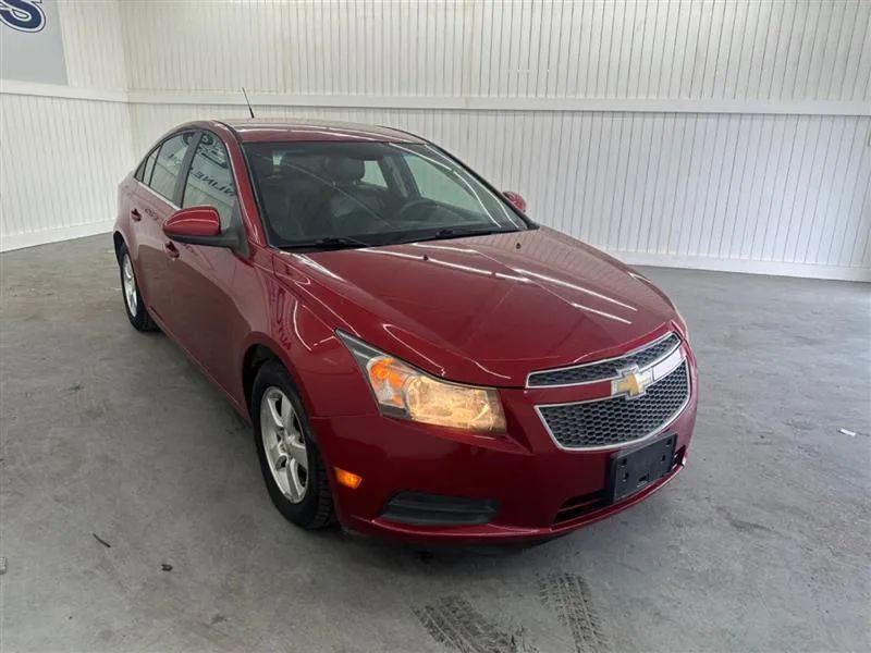 Used 2011 Chevrolet Cruze LT image 3