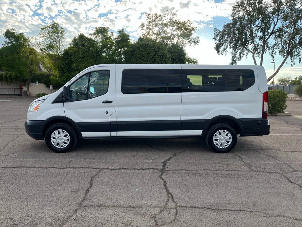 Used 2017 Ford Transit 350 XLT RWD image 5