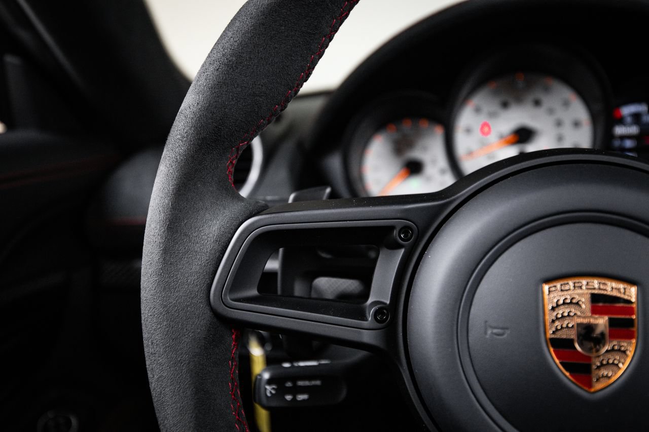 Certified 2024 Porsche 718 Boxster Spyder RS RWD image 17