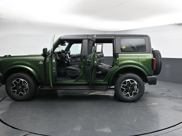 New 2025 Ford Bronco Outer Banks image 32