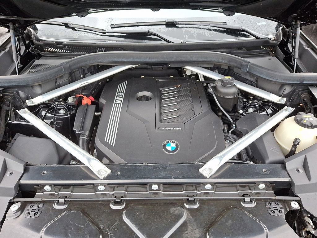 Used 2020 BMW X5 xDrive40i w/ Convenience Package AWD/4WD image 32