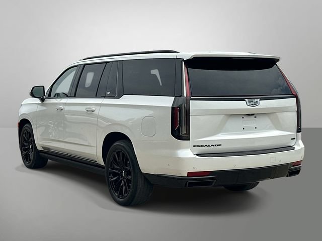 Certified 2024 Cadillac Escalade ESV Sport w/ LPO, ONYX Package AWD/4WD image 28