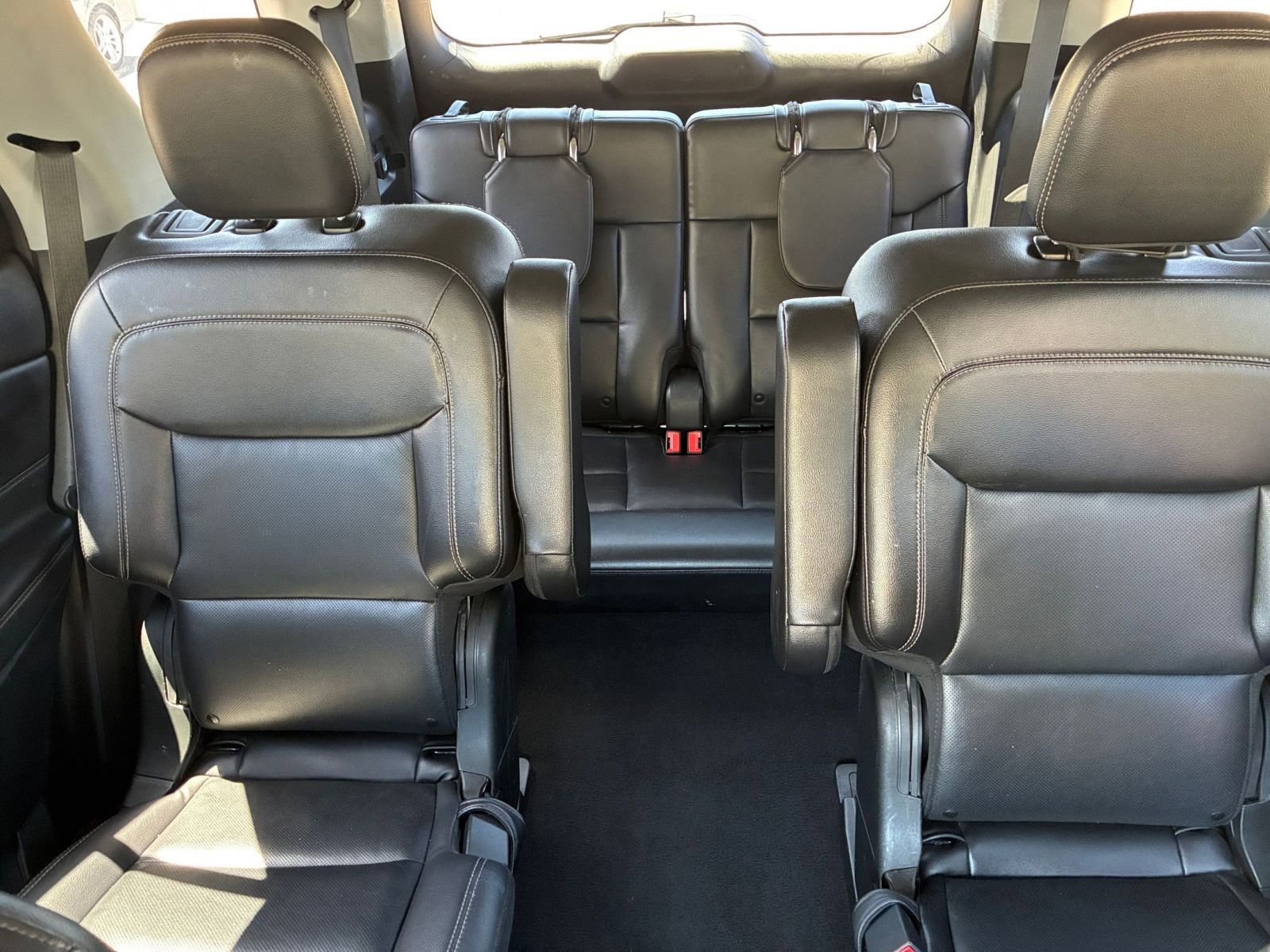 Used 2023 Ford Explorer Limited image 42