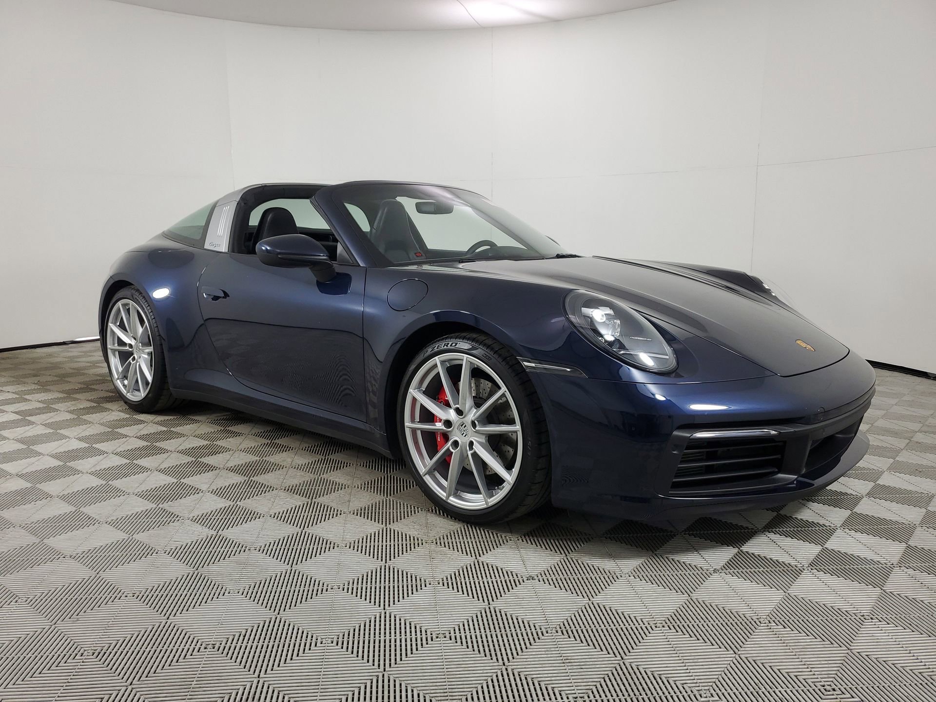 Used 2022 Porsche 911 Targa 4S image 1