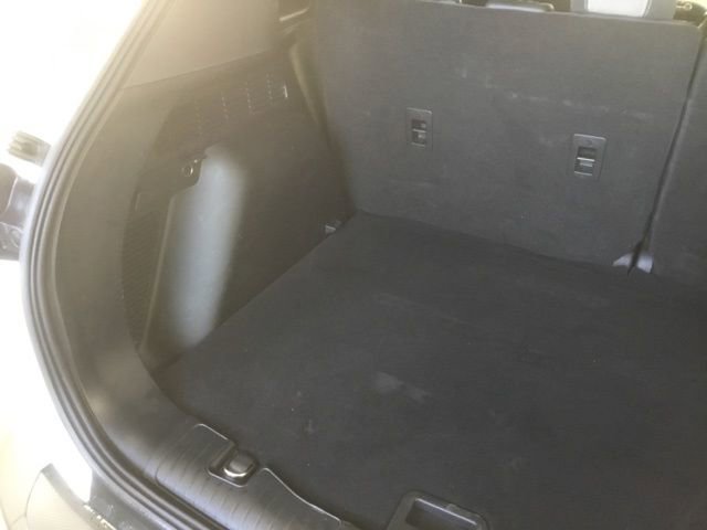 Used 2022 Ford Escape SE w/ Cold Weather Package image 19