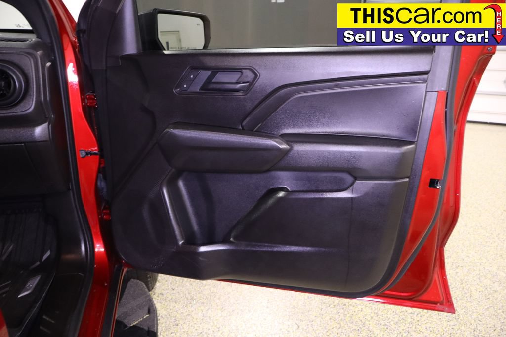 Used 2025 Chevrolet Colorado W/T w/ WT Custom Package RWD image 33