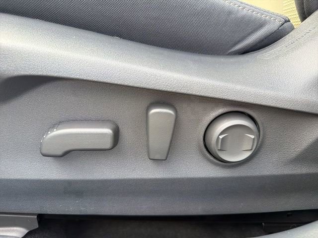 Used 2024 Subaru Outback Premium image 20