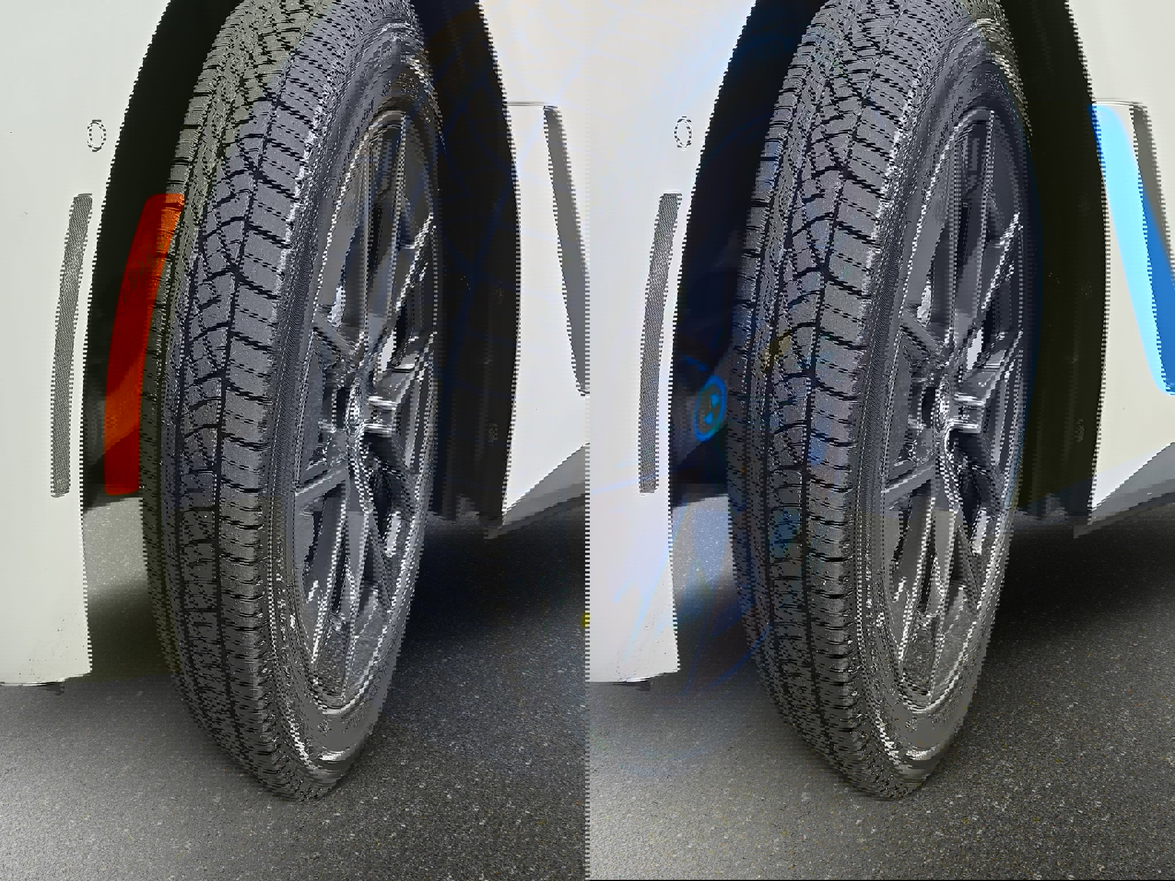 Used 2023 BMW i4 eDrive40 w/ Premium Package image 33