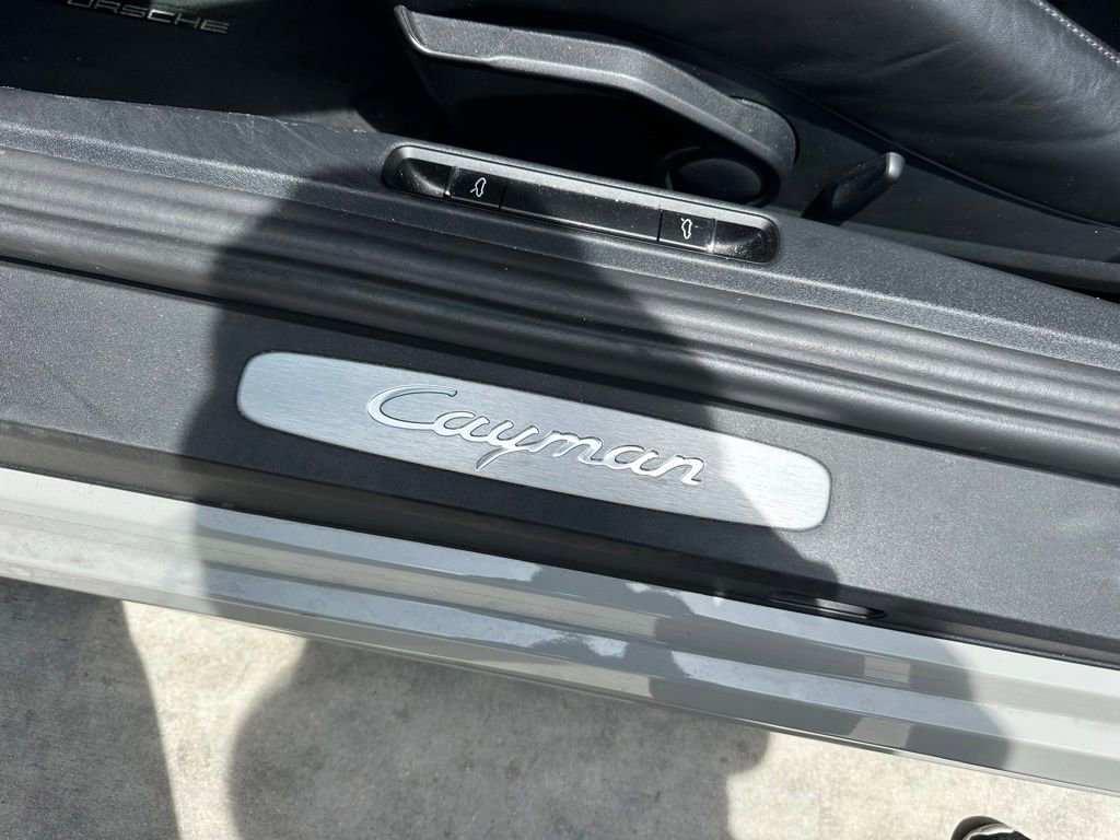 Certified 2025 Porsche 718 Cayman RWD image 22