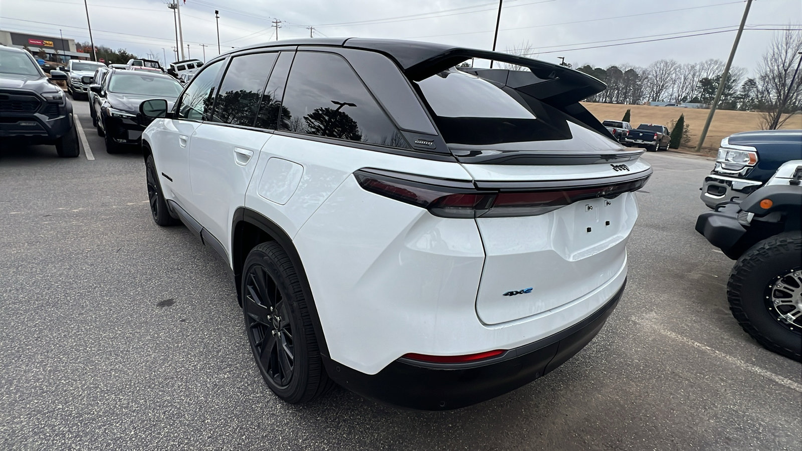 Used 2024 Jeep Wagoneer Launch Edition image 10