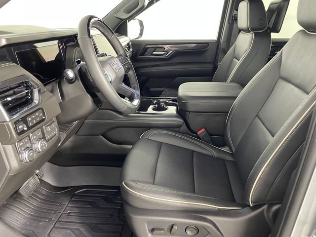 Certified 2026 GMC Yukon Elevation w/ Elevation Premium Package AWD/4WD image 2