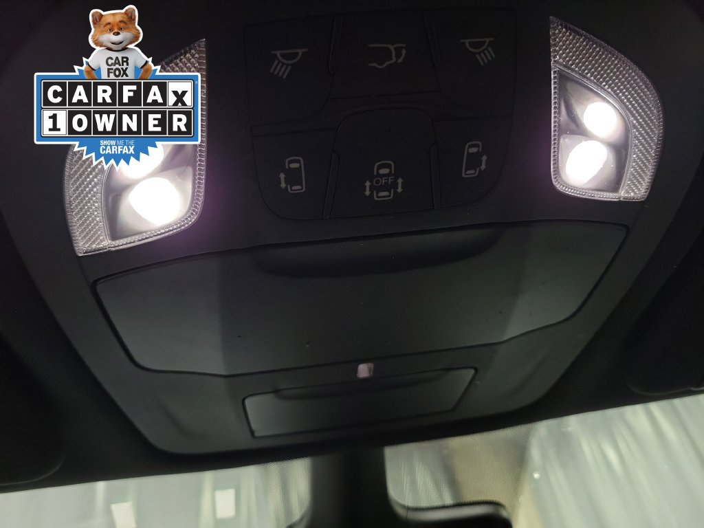 Used 2023 Chrysler Pacifica Touring FWD image 23