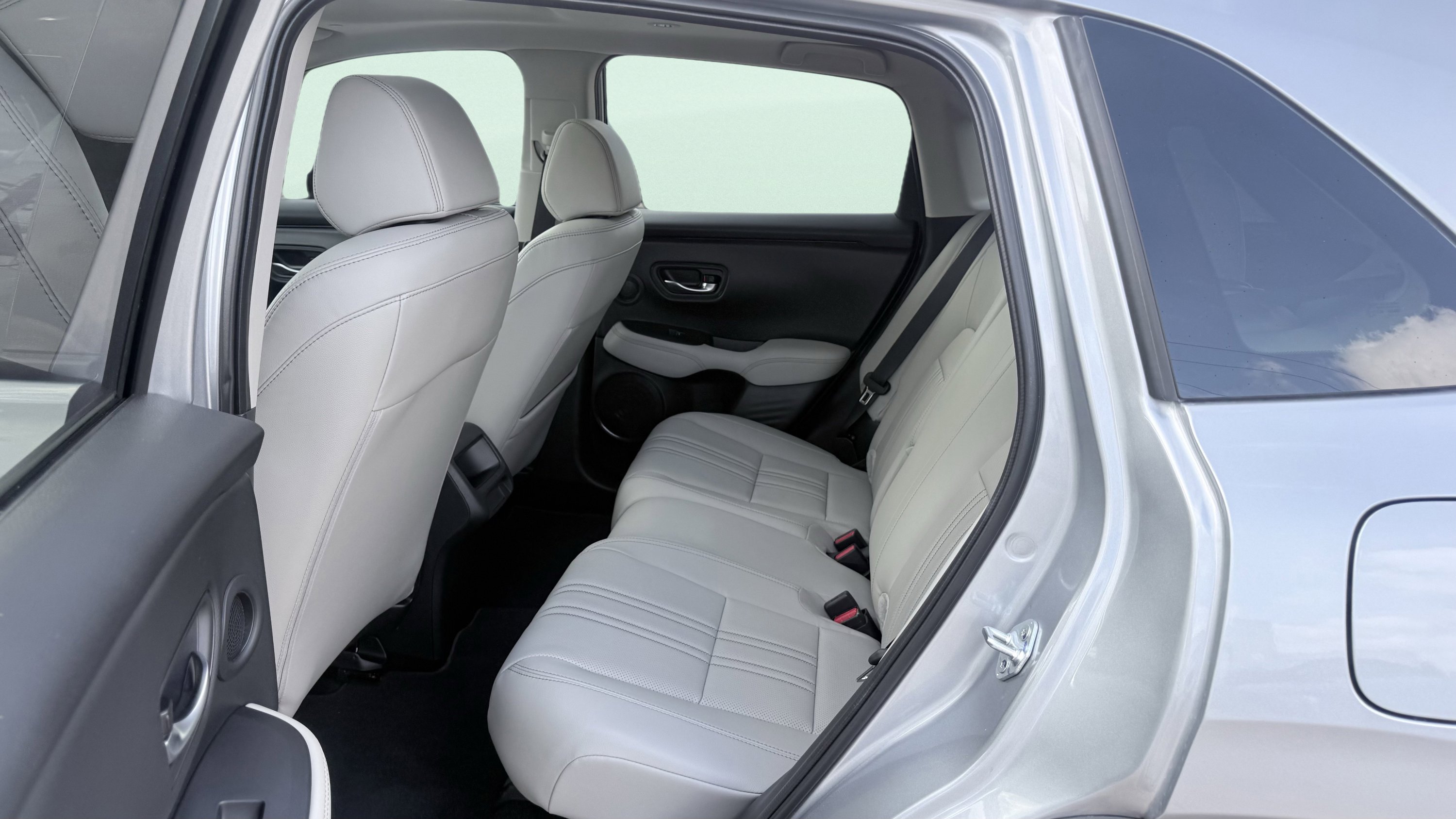 Used 2026 Honda HR-V EX-L image 36