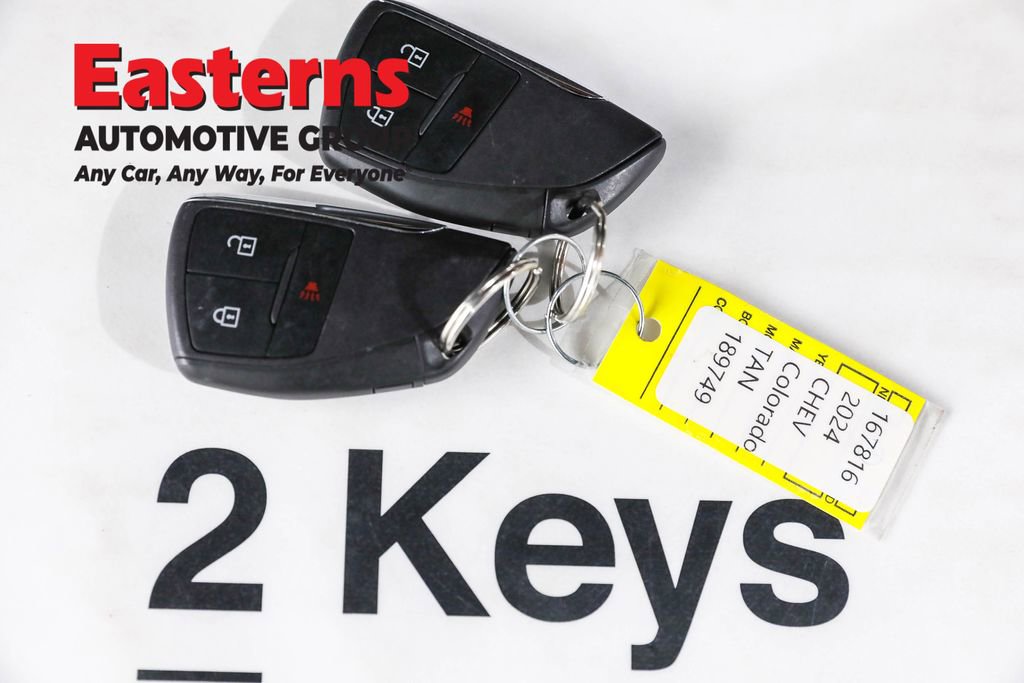 Used 2024 Chevrolet Colorado W/T image 23