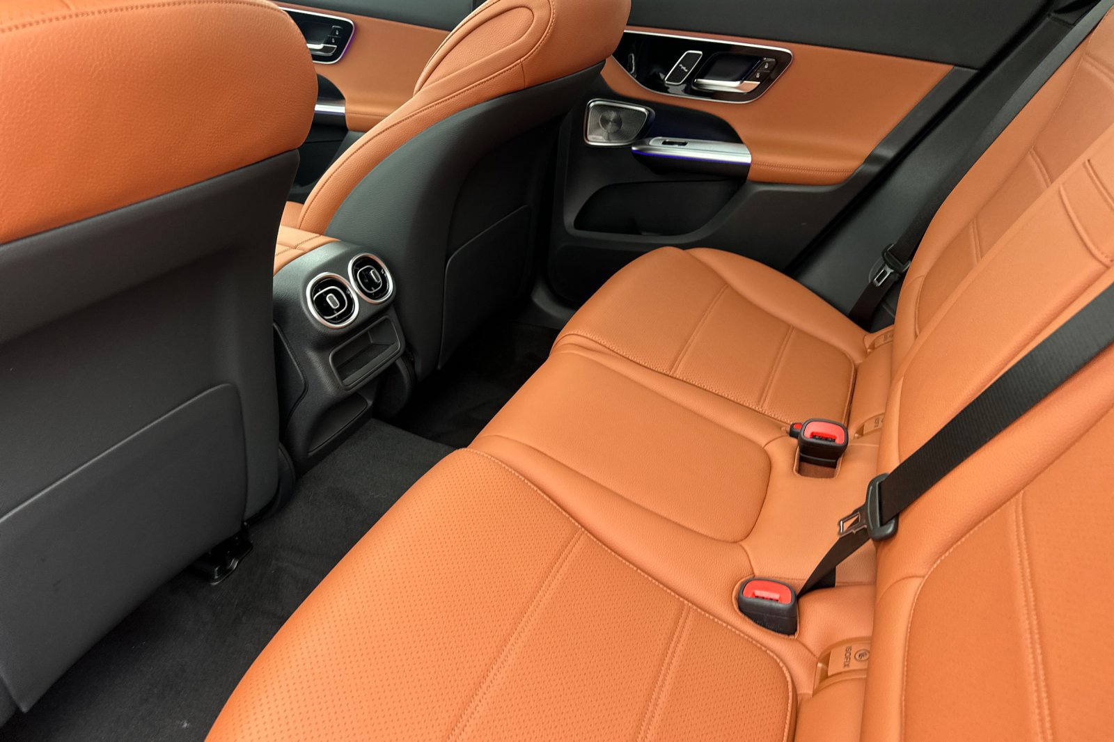 New 2026 Mercedes-Benz GLC 300 4MATIC image 12