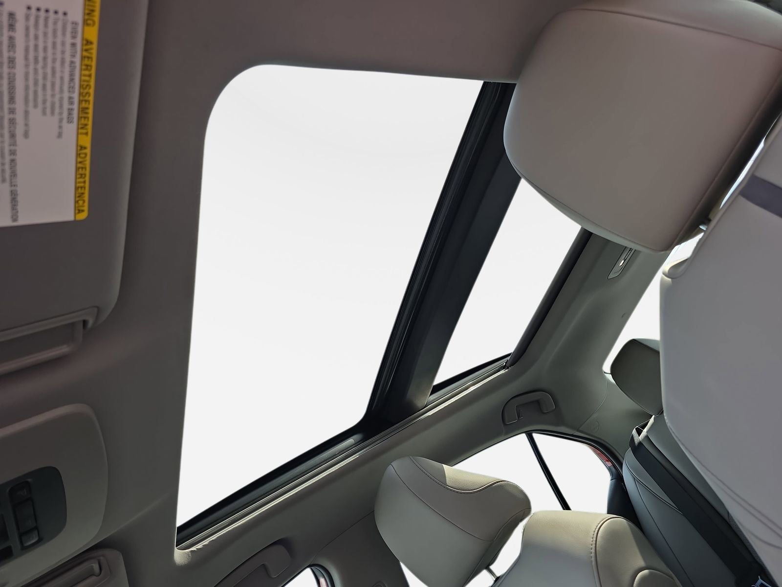 Used 2023 Toyota Camry XSE image 28