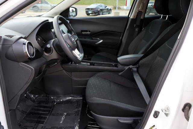 Certified 2024 Nissan Kicks SV FWD image 17