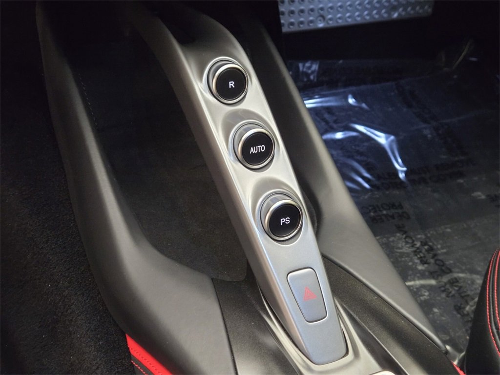 Used 2020 Ferrari 812 Superfast image 39