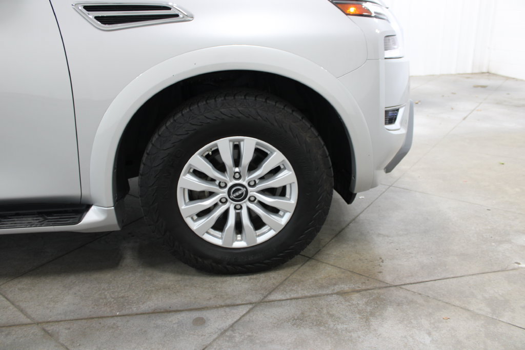 Used 2024 Nissan Armada SV RWD image 18