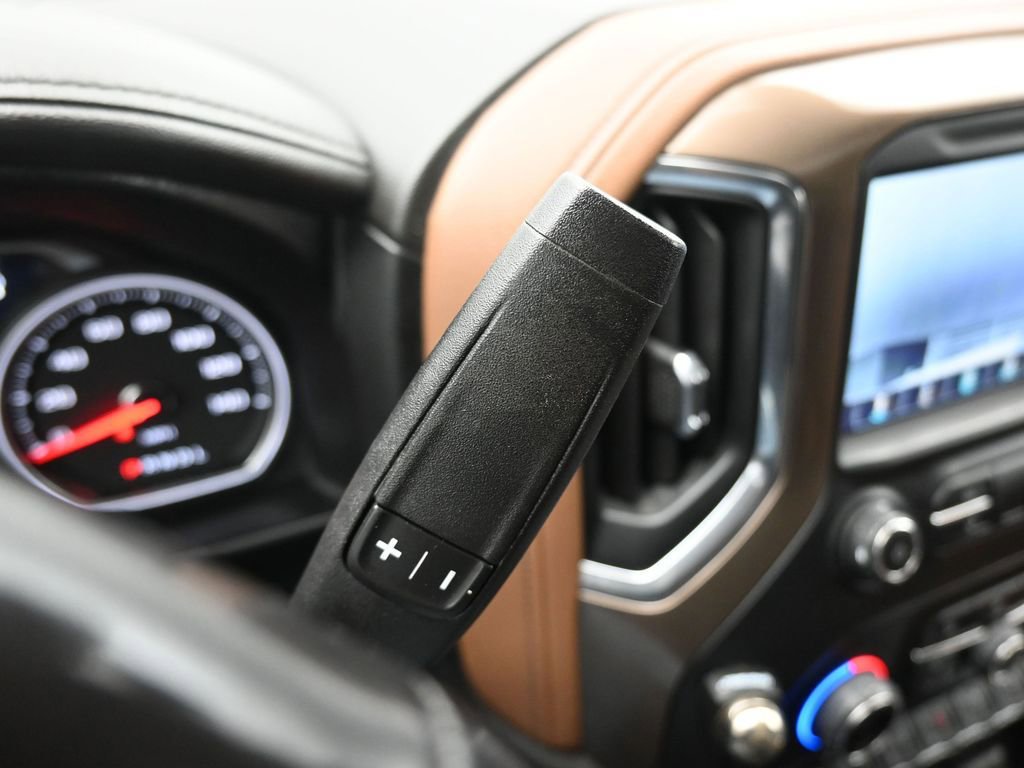 Used 2022 Chevrolet Silverado 2500 High Country w/ Safety Package II image 37