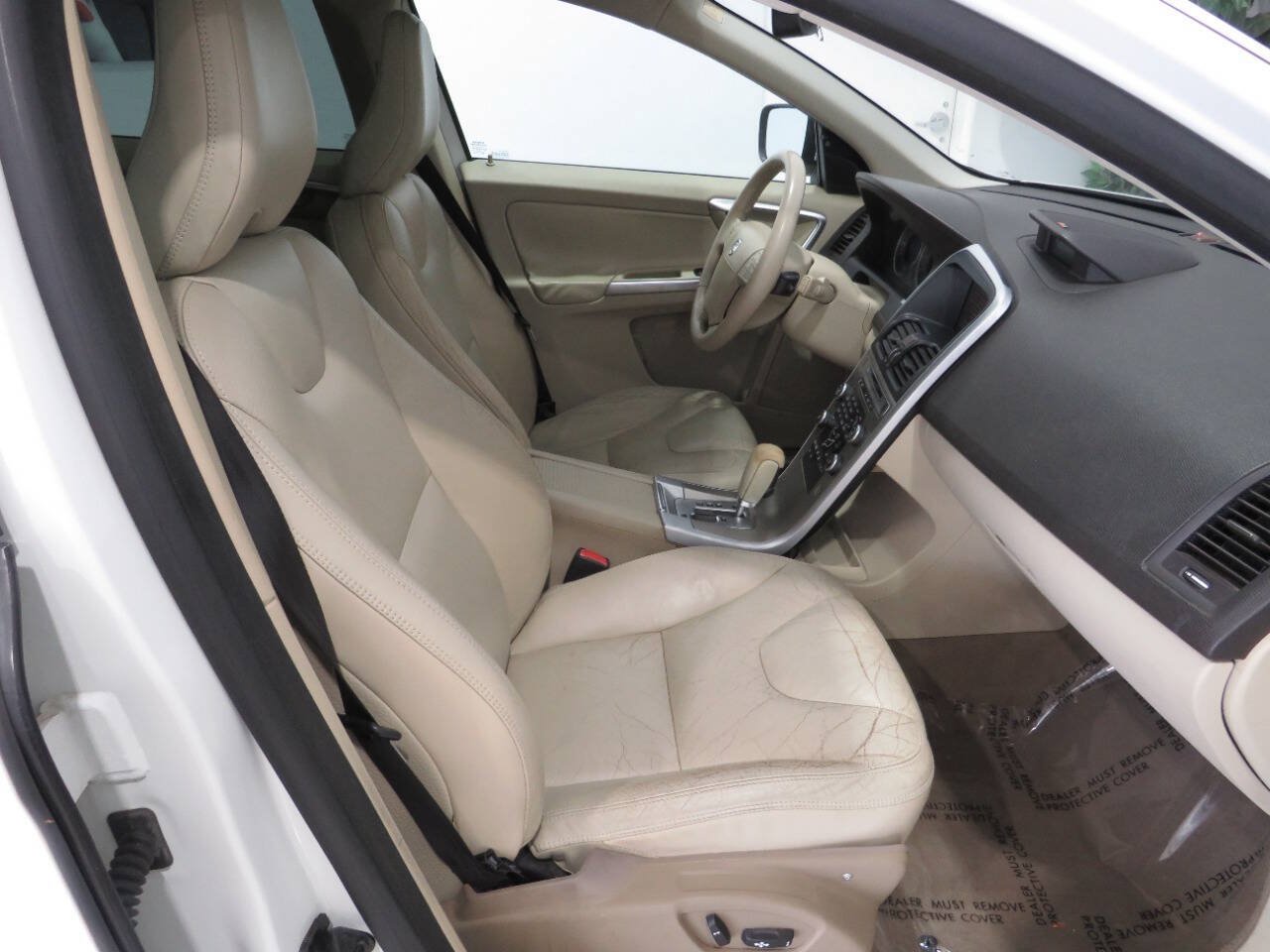 Used 2010 Volvo XC60 3.2 FWD image 10