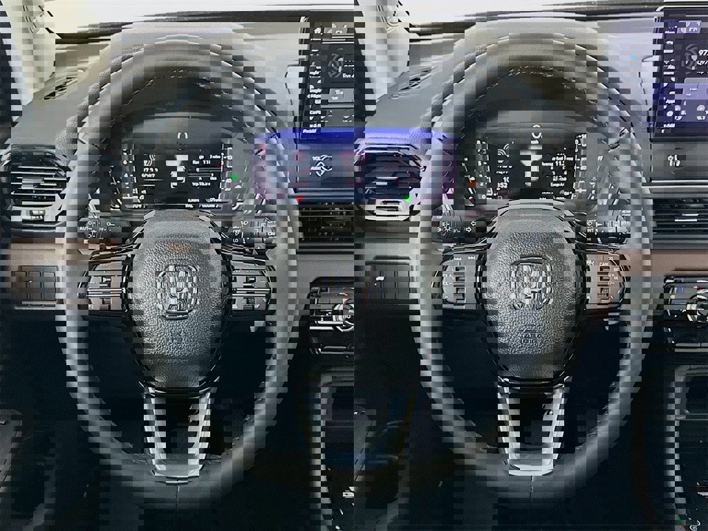 New 2026 Honda Pilot Touring image 14