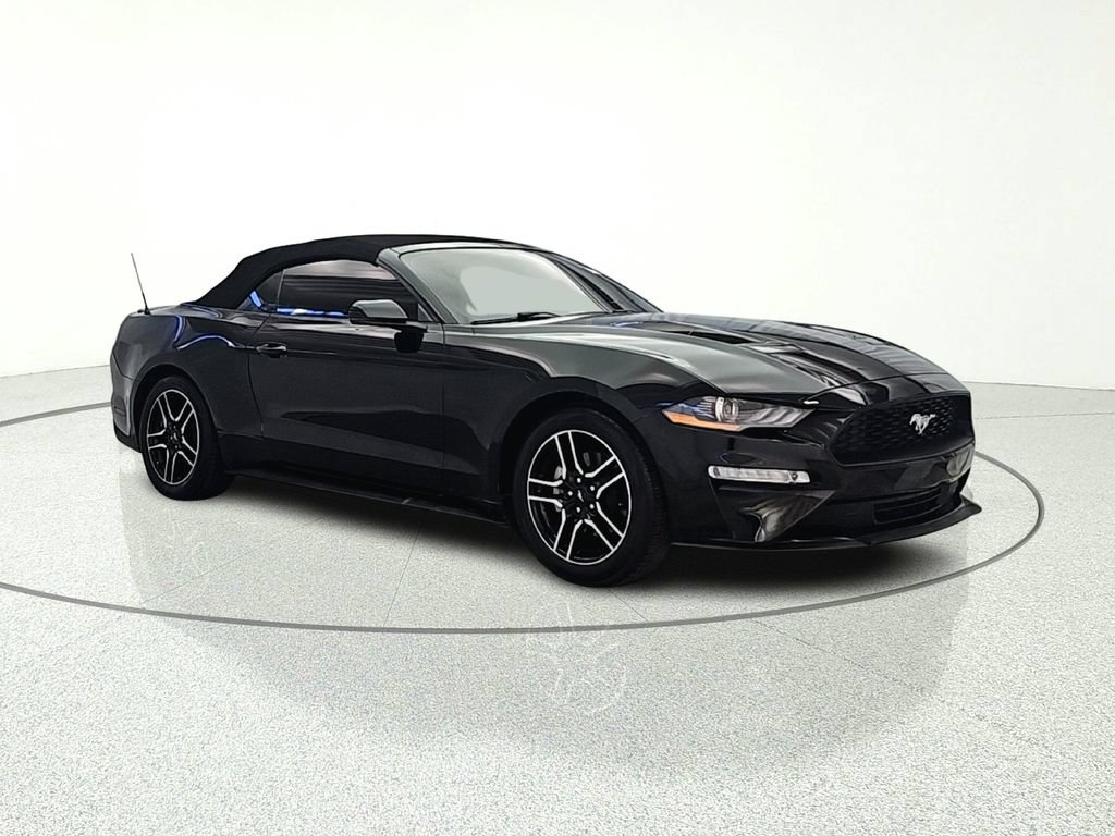 Used 2020 Ford Mustang Premium RWD image 9