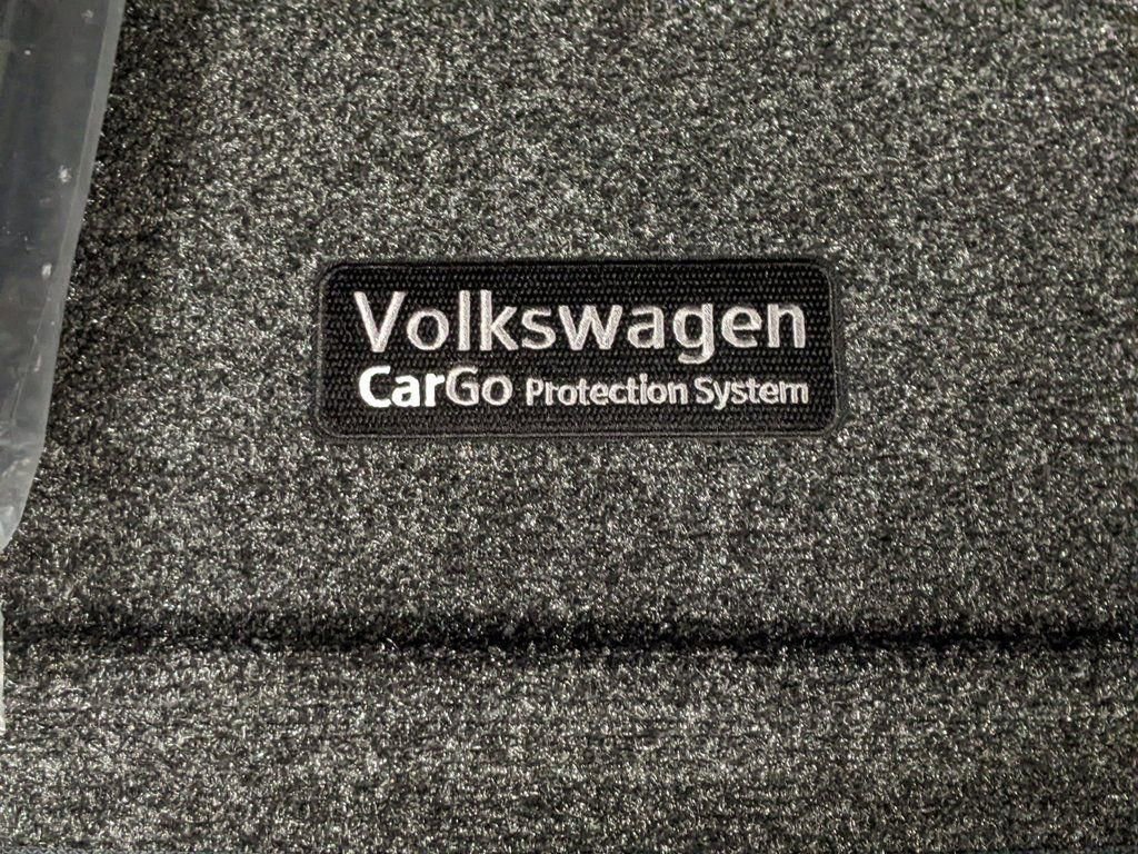 New 2026 Volkswagen Taos SE image 29